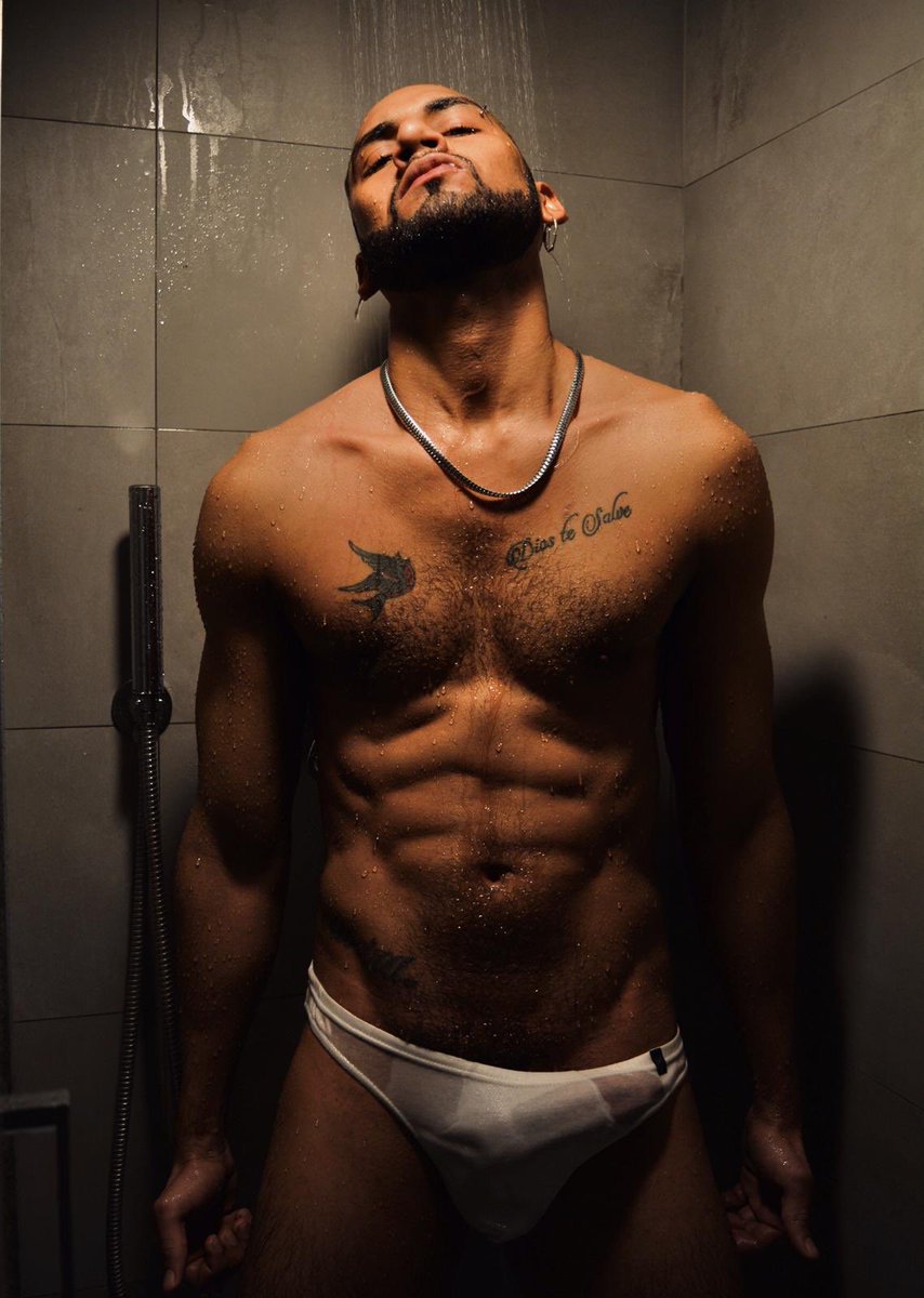 Rikhard616's tweet photo. 1 or 2? RT if you like this one of my last shoots https://t.co/Lt9enRqSJy