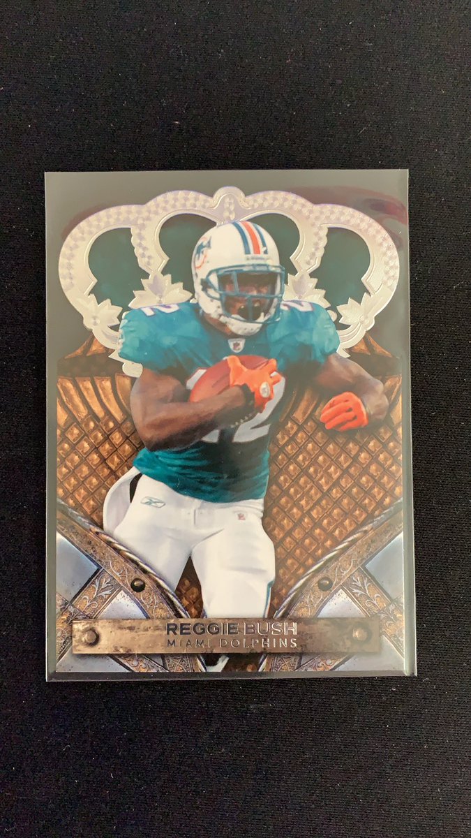 Reggie Bush die-cut $2