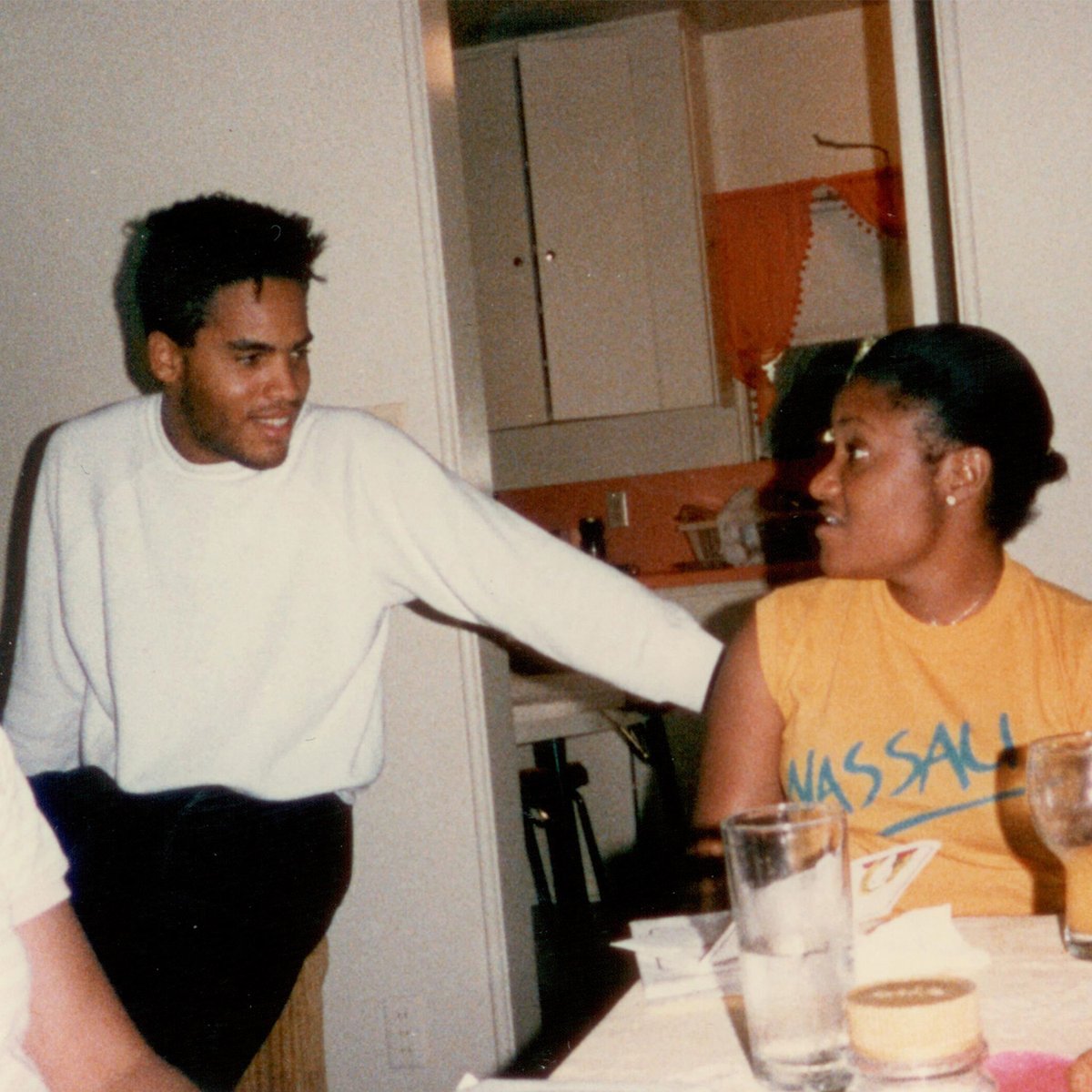 LennyKravitz's tweet photo. After a 9 year battle with ALS my sweet cousin Jennifer Roker made her transition last night. She and I grew up together since my childhood in the Bahamas. I love her deeply and always looked up to her. https://t.co/ckHCoHcjuj