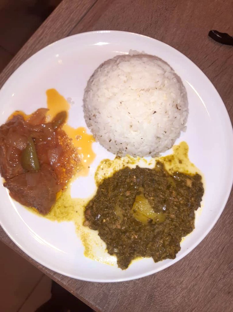 p_kissimba's tweet photo. Je ne me lasserai jamais de me battre afin de mettre sur vos tables et vous faire découvrir les produits du terroir et encourager les producteurs locaux.Mon repas du samedi @central_sage @AndyBemba @KakelMbumb @guyntoto @CherekaneS @CybelleKamba @24Biodrc @CodidisCongo #Bisoshop https://t.co/gFhjeZD5Xa