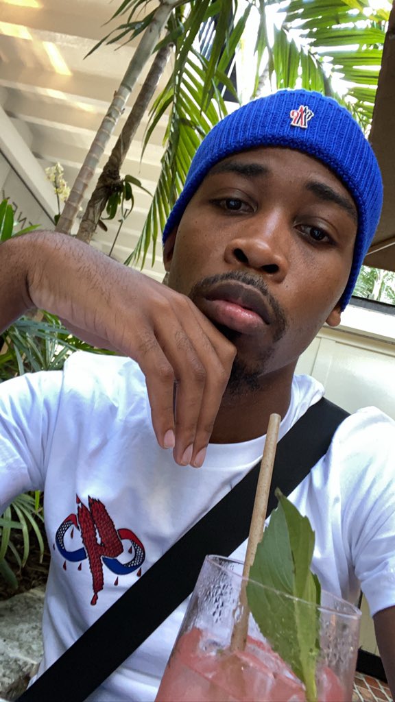 _4Stacks_'s tweet photo. Wine &amp; dining in some @4EvaDrippy &amp; @Moncler https://t.co/zUfWNxlHG0