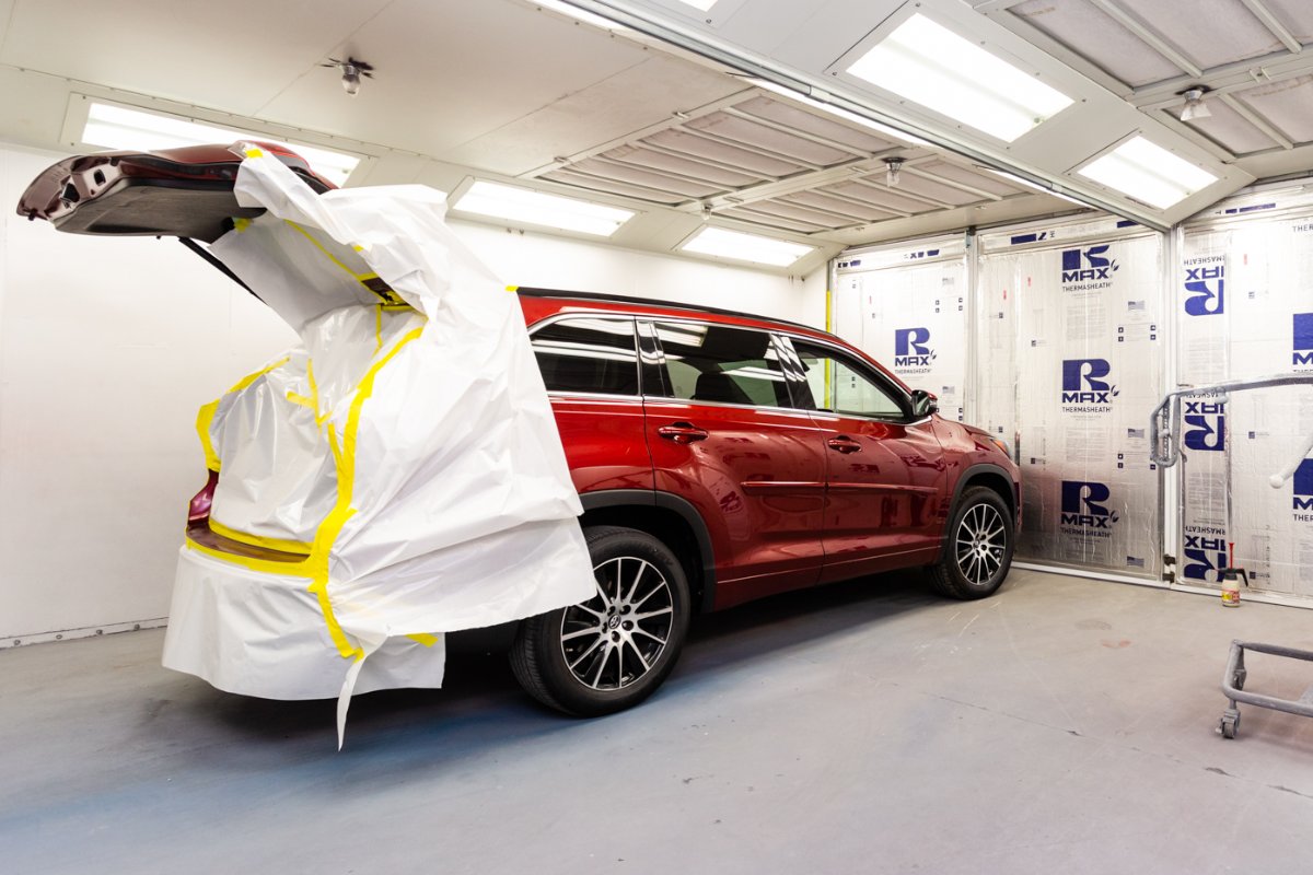 The sooner you bring us your vehicle, the sooner we'll have you back out on the road -- it's that simple. To get started, book an appointment with our team: (520) 623-4959.