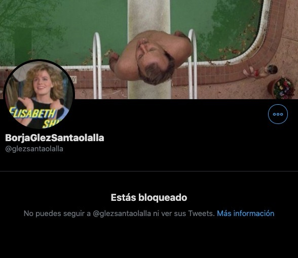 Ma5rina's tweet photo. "Aceptamos las críticas" https://t.co/dS29K2Fixg