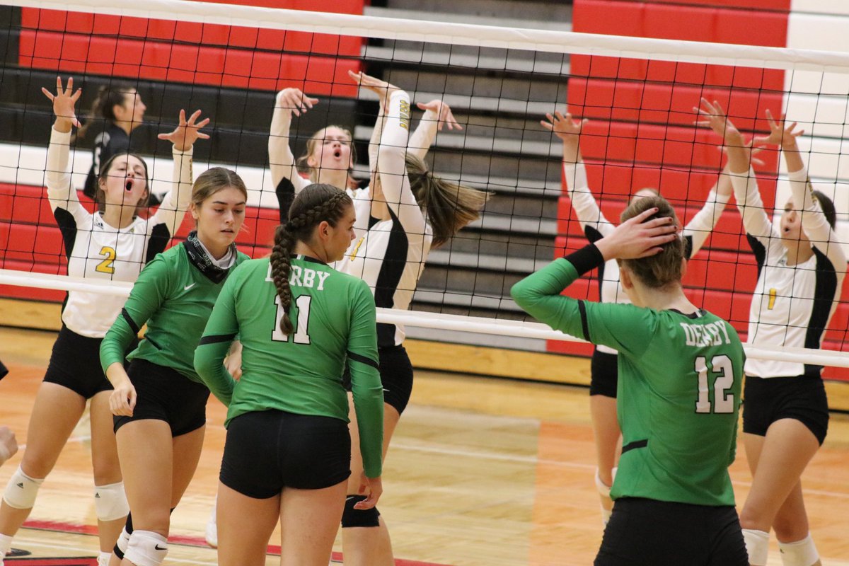 NewtonHSKS's tweet photo. Newton takes down Derby in straight sets 26-24, 25-15 and move to 2-0 on the day! Next up against Eisenhower https://t.co/j9bzyOWgQl