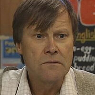 37. Roy Cropper. One of the most original characters of the past 25 years. Roy and wife Hayley were probably the most devoted couple in the show’s history. He’s also had close and compelling friendships with several unlikely characters,most notably Becky and Carla  #MyCorrie60