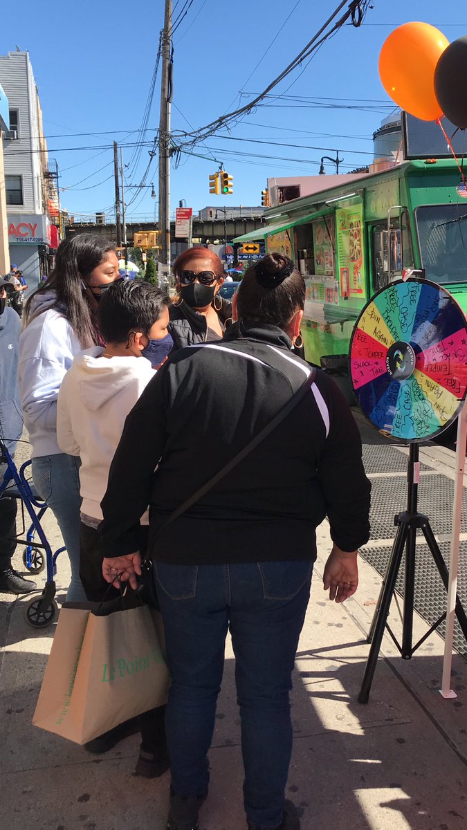 786mgmt's tweet photo. @786wyckoff @BoostMobileSean @hyperlinkusa @faithhyperlink @Boost_in_HD @Boost_in_HD @dish #hypersidewalk #BoostDishingdeals https://t.co/1LlZpm2oaP