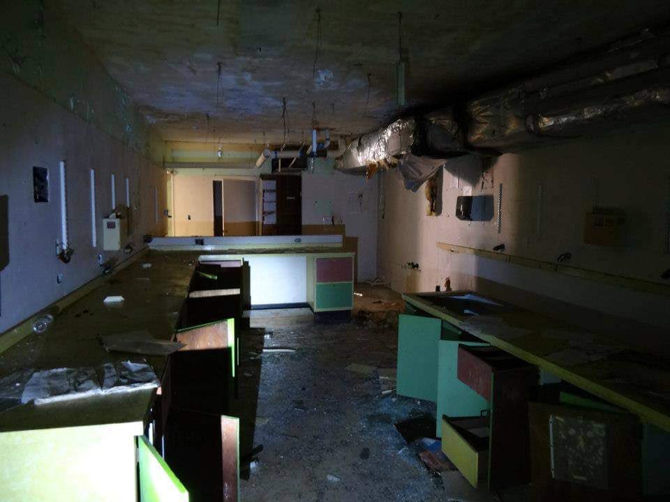 10. Hospital Buen Pastor, Arecibo.This hospital has been abandoned for several years. Locals report screams, baby’s crying, sounds of monitors during the night, intercom, alarms, and footsteps. One particular hotspot for paranormal activity in the building is in the Morgue.