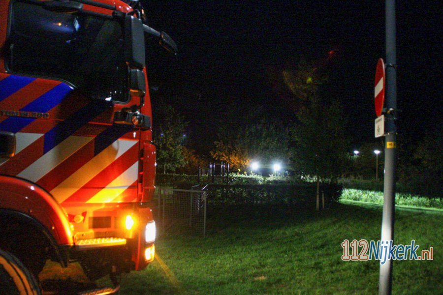 Vrouw gewond na val van dam in #Nijkerk. 112Nijkerk.