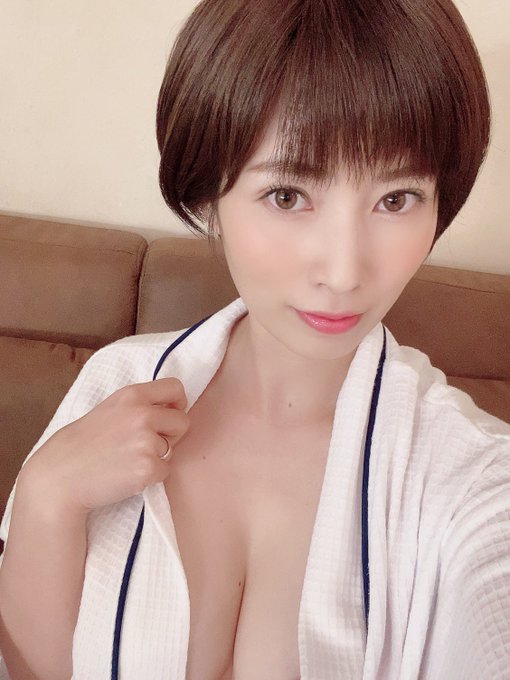 今日はお仕事だよ✨ https://t.co/l3b6bzkFNx<a href="/tag/%E3%82%A8%E3%82%B9%E3%82%B1%E3%83%BC%E3%83%97"class="tags"><span>#エスケープ</span></a>