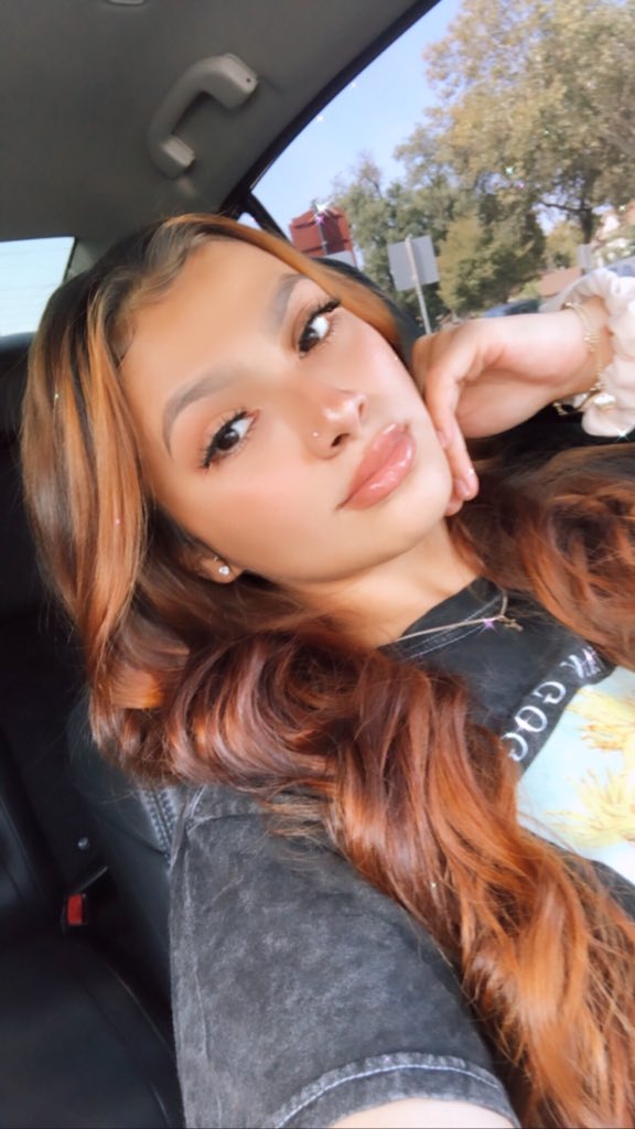 soEmmaLean's tweet photo. Just cause I never post on here 🤍 https://t.co/qPmprXU20k