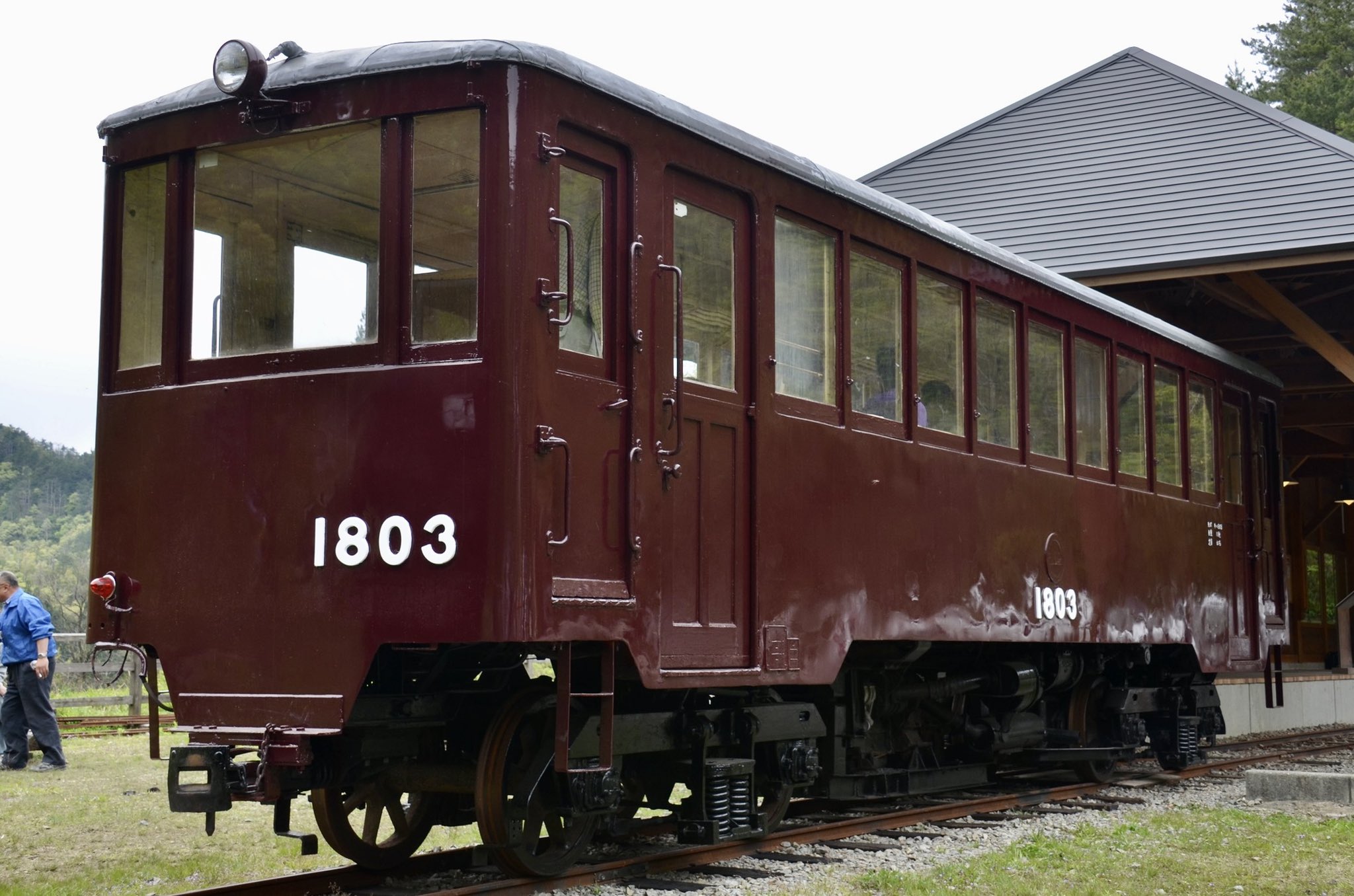 鉄道写真 遠州鉄道 キハ800形 凛々しく キャビネ判 120mm×165mm 鉄道写真 遠州鉄道 キハ800形 凛々しく キャビネ判 120mm×165mm