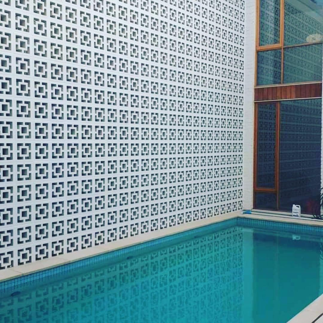 RModeren's tweet image. 