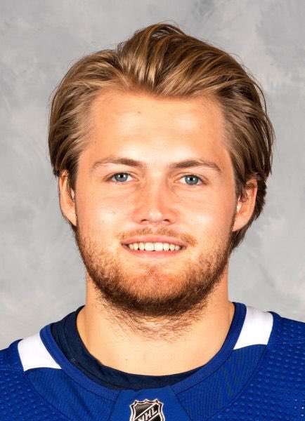 William Nylander forgot there was a potluck, just brought himself