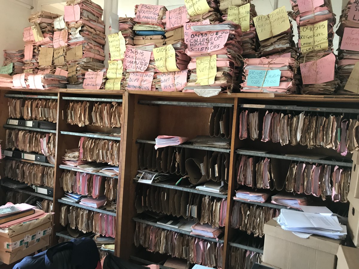 Unseen_Archive's tweet photo. The main building @MakerereU is on fire. It is a huge tragedy.

What's at stake? Besides the office of @ProfNawangwe, the building holds student records, &amp; the basement is full of archive files spanning the whole history of the institution. I'd been intending to help organise 1/2 https://t.co/I045YoDbaa
