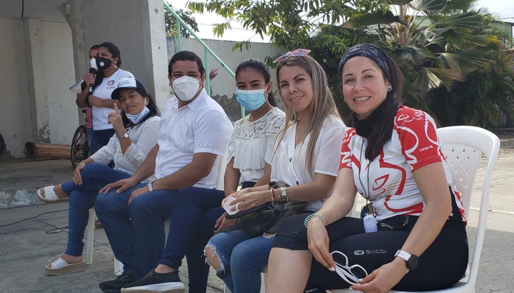 LuisaGonzalezEc's tweet photo. San Vicente fue prioridad para la Revolución Ciudadana, transformamos el Cantón de mano de @MashiRafael y hoy ha vuelto a estar en el abandono, junto a @ecuarauz devolveremos a Manabí y al 🇪🇨 las obras y la dignidad. @LeninBarreto @DianaAvellanEc #ElBinomioDeLaEsperanza https://t.co/WbmwlFpqOg