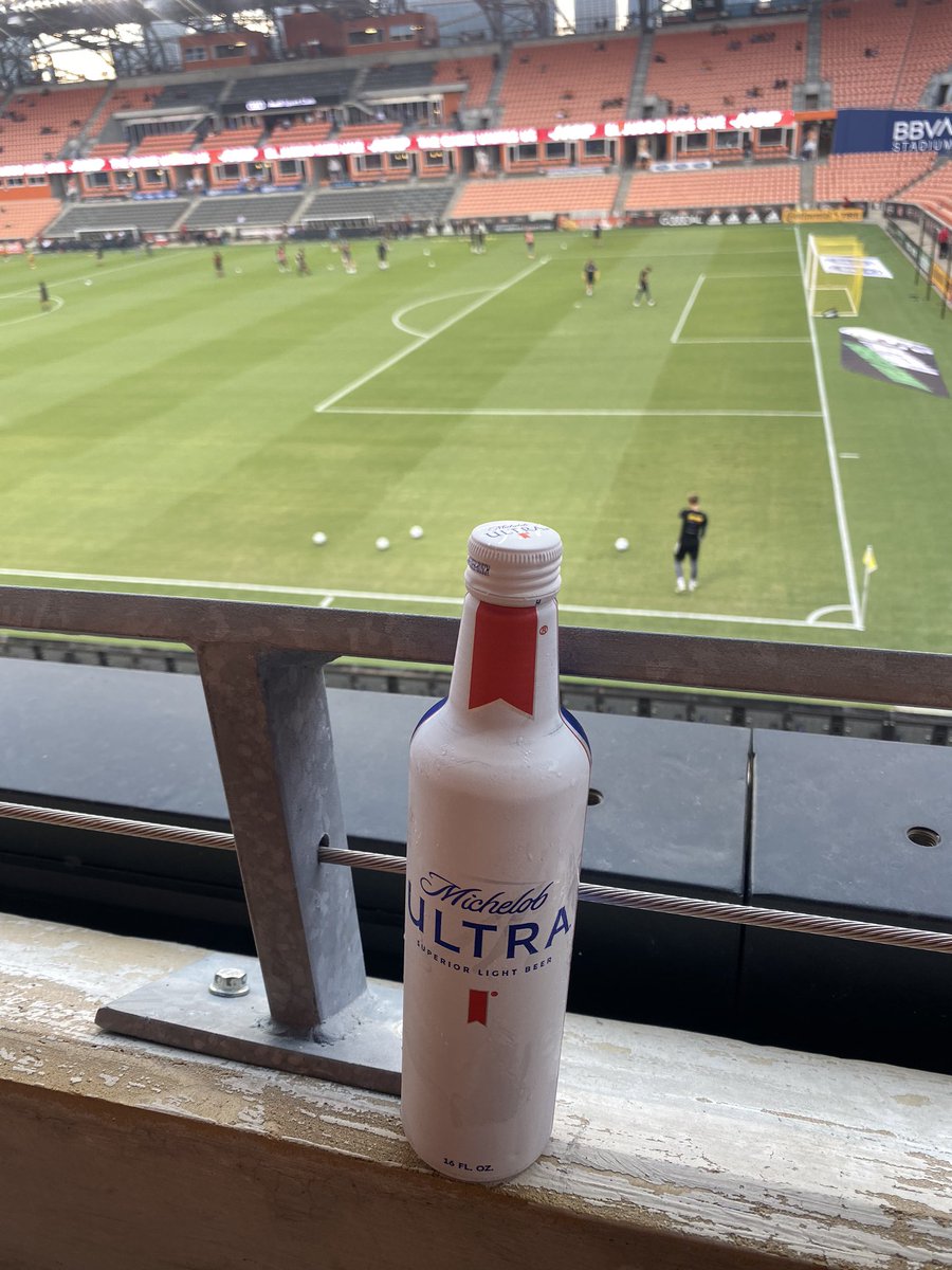 dynamoerick's tweet image. We are back .!!! @tx713girl