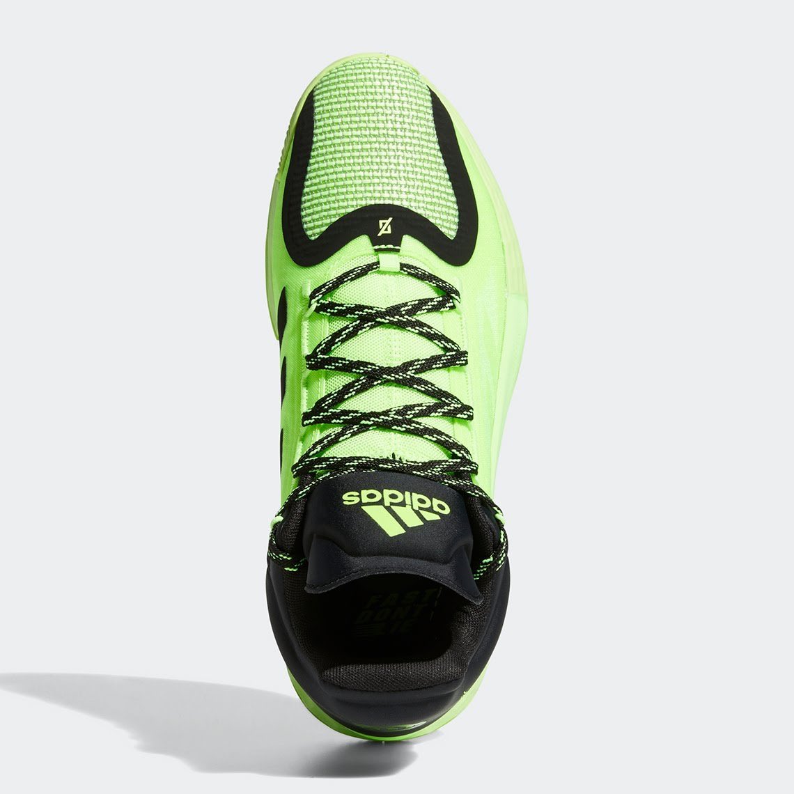 gpt_news012's tweet photo. 【Adidas D Rose 11】
🔸Adidas D Rose 11の新色
“Signal Green”が登場!
🔸発売日:未定
🔸価格:未定
#バッシュ #バスケ #Adidas #DRose11 #NBA #スニーカー #SNKRS #bashsokuhou https://t.co/QZuqo3sMgu