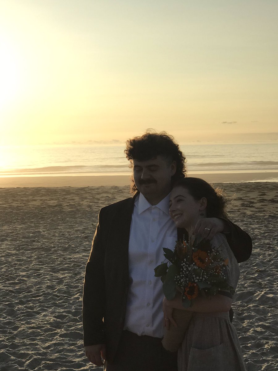 meatcanyon's tweet image. I got married today