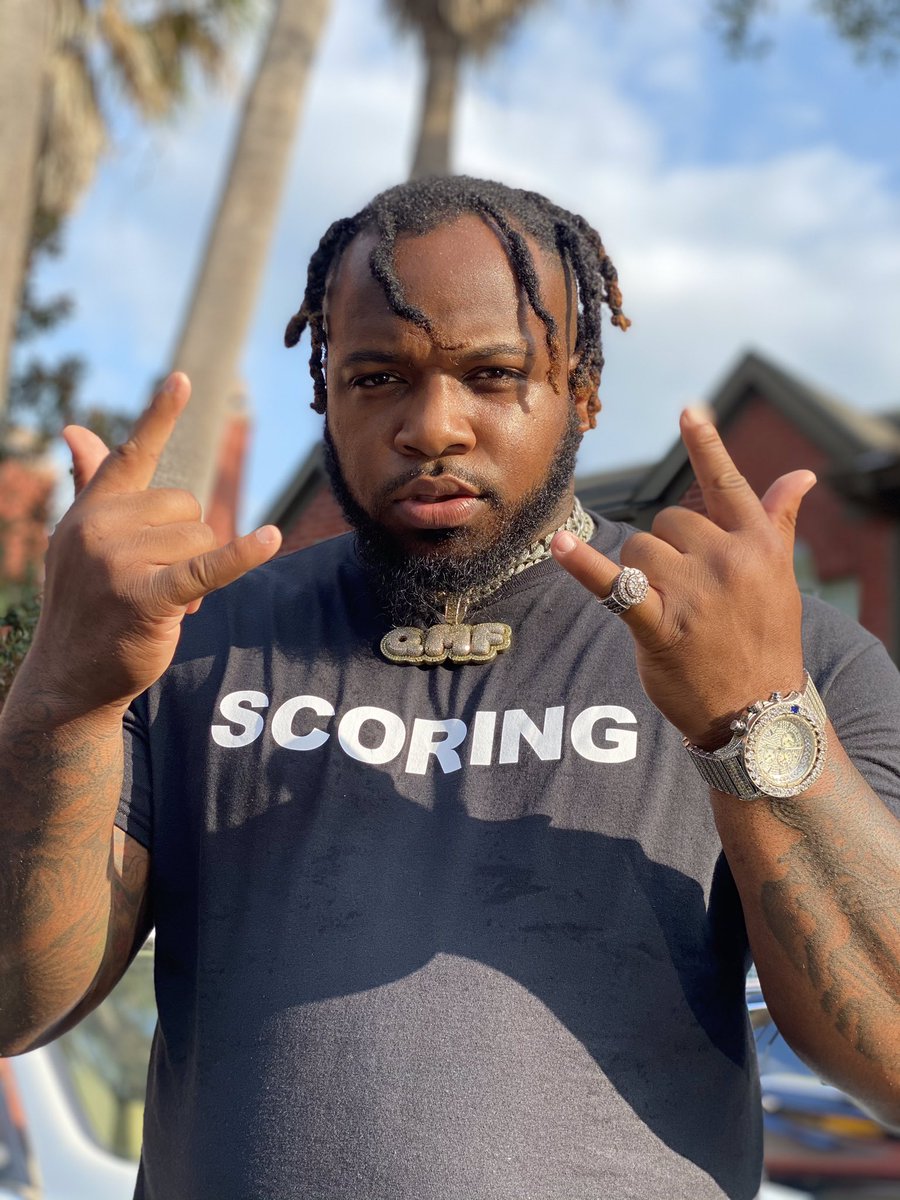 VariBlessed's tweet photo. S C O R I N G. #SYEBG #QMF #VideoShoot :
Shot By. @natecreation π₯ https://t.co/JV9rhGeowG