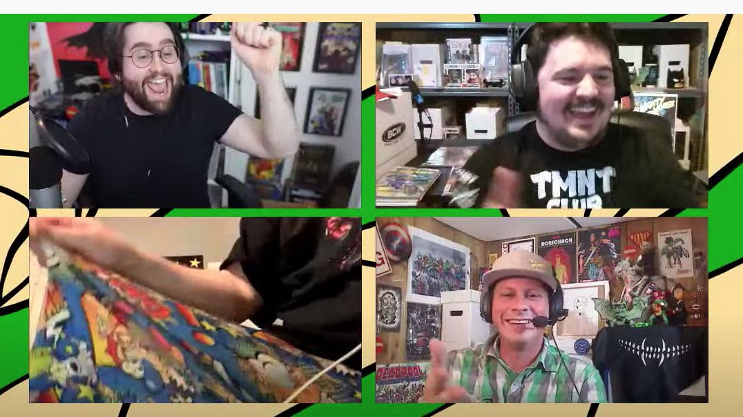 CBPoser's tweet image. @BaldBeardedBard may be the first interviewee to take on @TheComicBurrito's pants check