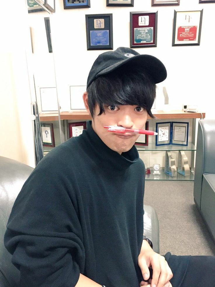Happpyyyyy birthdayyyyy too sammmiieeeee.  @amsadmango i hope you enjoy the photos even though I accidently got saved alot more hiro then takuya. you is one of my favourite moots and my best friend. I wuv you verymuchj