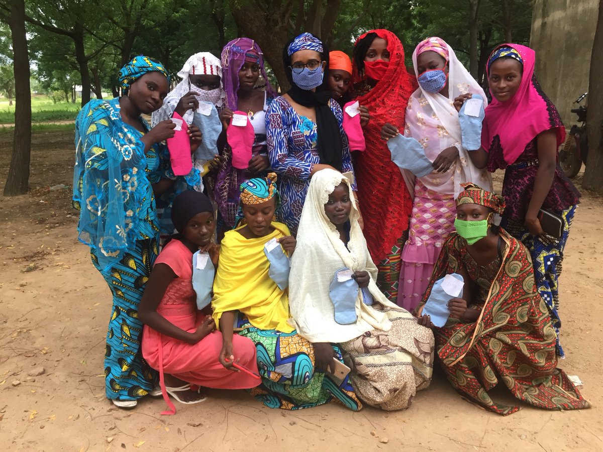 _V4Dev_'s tweet photo. Empowering girls in the community of Demsa - Gashiga
@PR_Paul_BIYA @girlsalliance @GirlsNotBrides @GirlUp @GlobalFund @equality_fund @Pads4Girls
#girlempowerment #v4dev #cnjc #yummen #sanitarypad #GHM #sheleads #tweet #girlpower #social #Trending #development https://t.co/5EKbr4IqLz