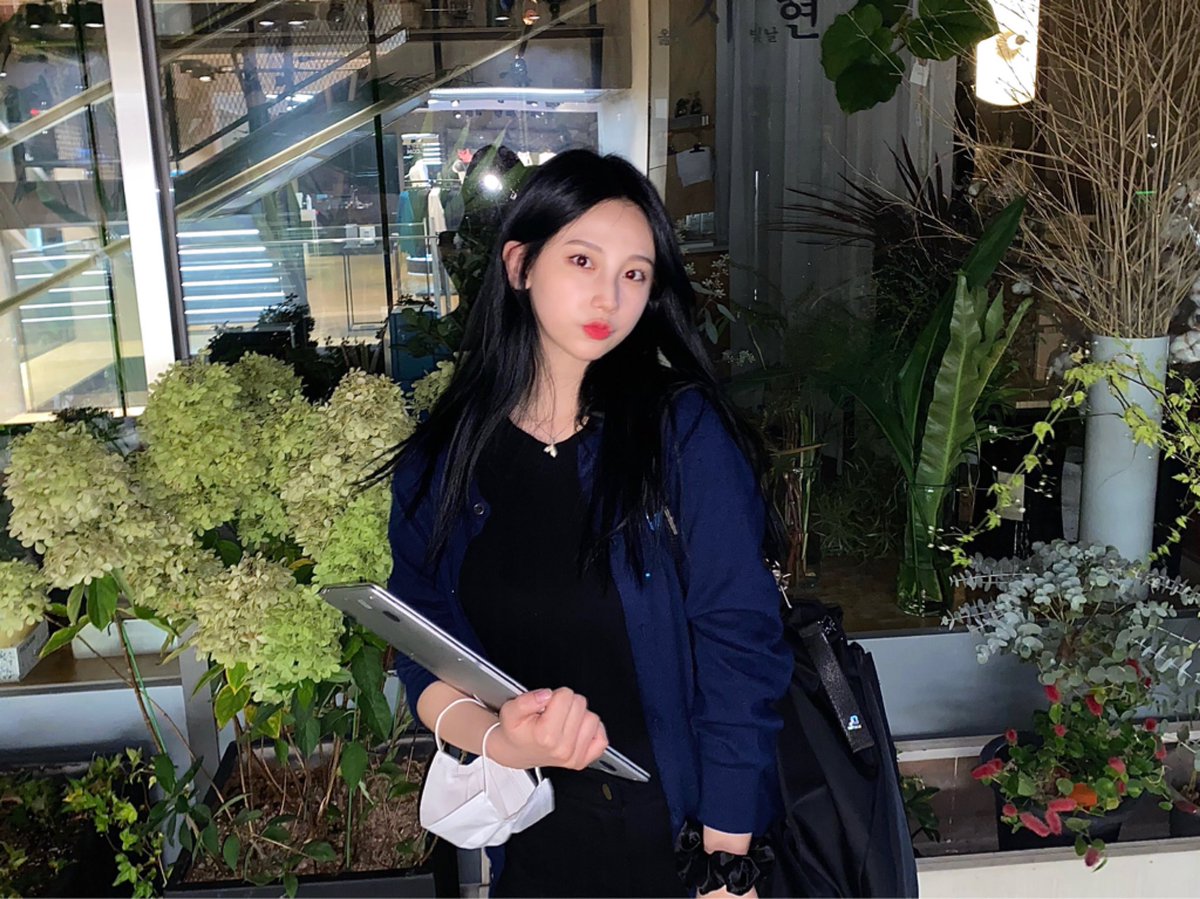 밀리들 오늘 하루도 화이팅❤

#SIS #에스아이에스 #세빈 #SEBIN
#kpop #idol