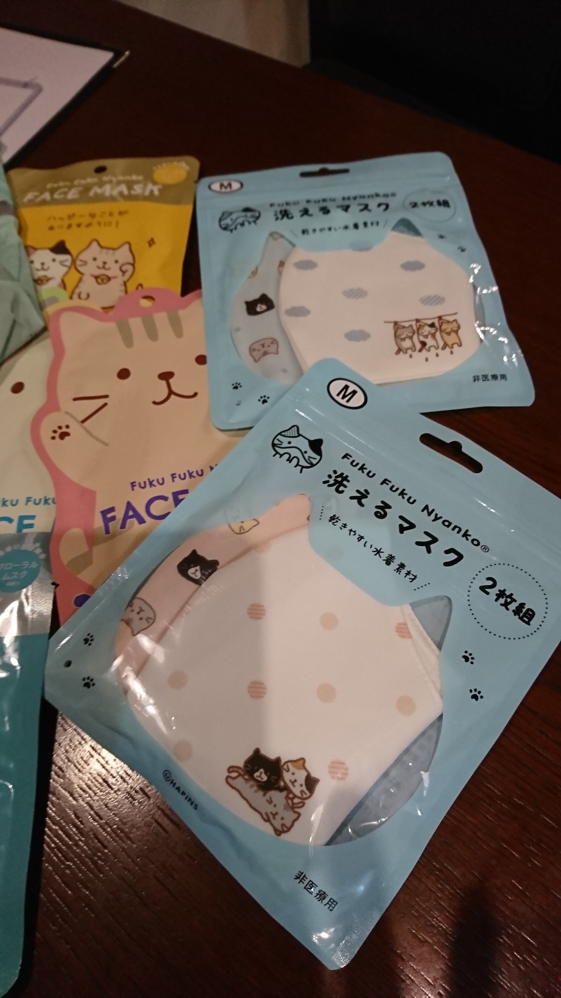パスタの店 山猫軒 香川県高松市新田町 昨日前の前の職場の同僚ちゃんより 12周年のお祝いを頂きました 大好きなふくふくにゃんこのグッズてんこもり ひんやりマスクはまだまだ重宝するし エコバッグもありがたい ハンディファンは買おうか