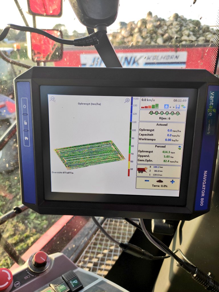 We zetten achter deze Mooie zondag nog geen punt. Weer een perceel klaar en in kaart gebracht. Prachtig weer om nog een paar vrachten te laden. 👍