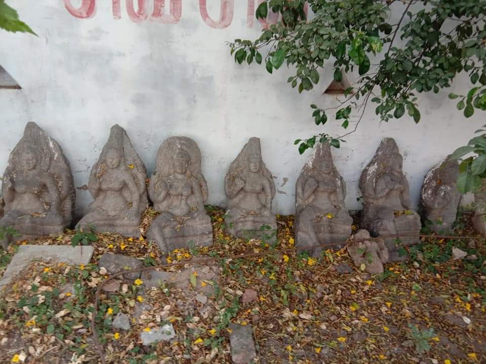 NagarSingai's tweet photo. தஞ்சாவூர் மாவட்டம் திருக்காட்டுபள்ளி அருகில் உள்ள நியமத்தில் தொல்லியல்துறை அகழாய்வு நடத்த முன்வர வேண்டும்...

#நியமத்தில்_அகழாய்வு_நடத்து 
#SaveMutharaiyarHistory
#முத்தரையர்

@ASIGoI 
@mafoikprajan 
@SValarmathiofl 
@DMKThanjavur 
@ADMK_Thanjavur 
@CMOTamilNadu https://t.co/KUWee3cnUb