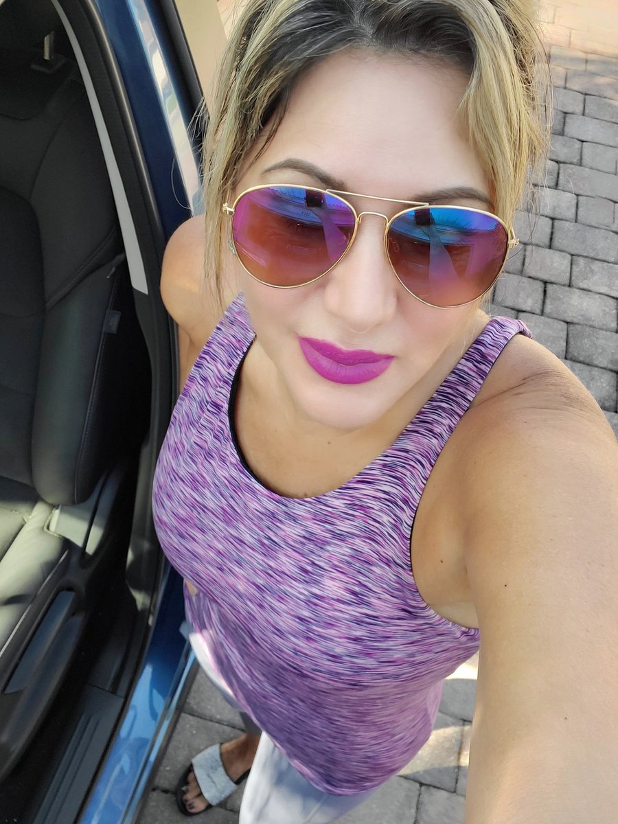 MargieNegrin's tweet photo. Purple pulls 💜 you through somedays... https://t.co/wwKHlV6iVz