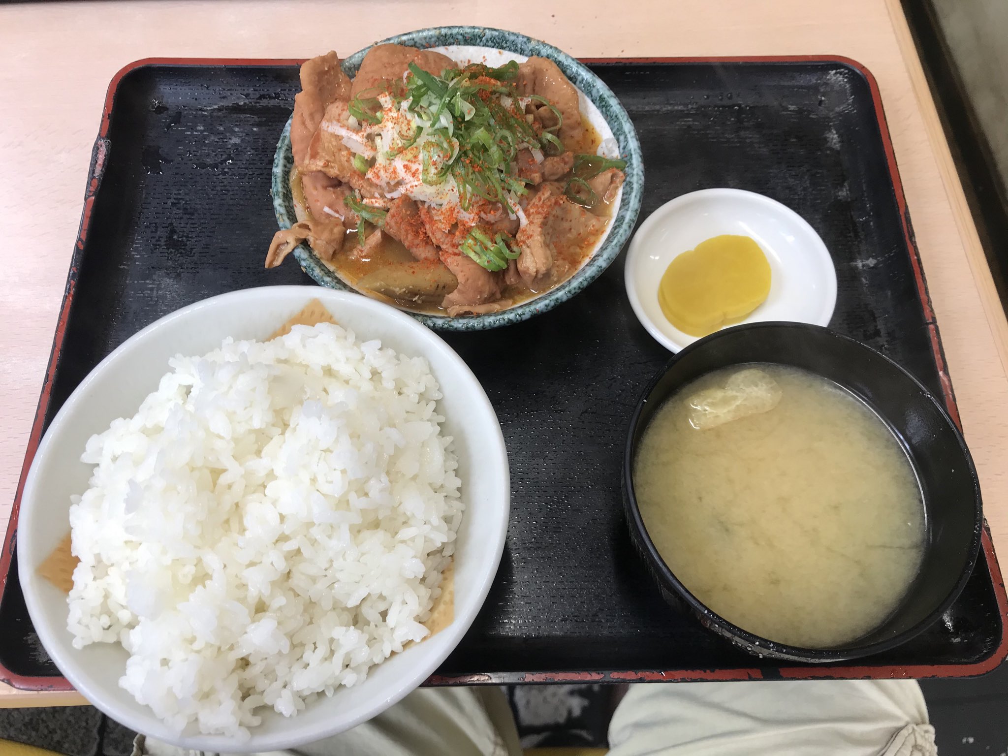 だてふ もつ煮 噂の太郎 柏 臭いの苦手でもつ煮嫌いな人も美味しくいただけると思う 自分は臭いもつ煮が好き 臭いもつ煮の美味しいところ誰かおせーて T Co Ndytuywqvc Twitter