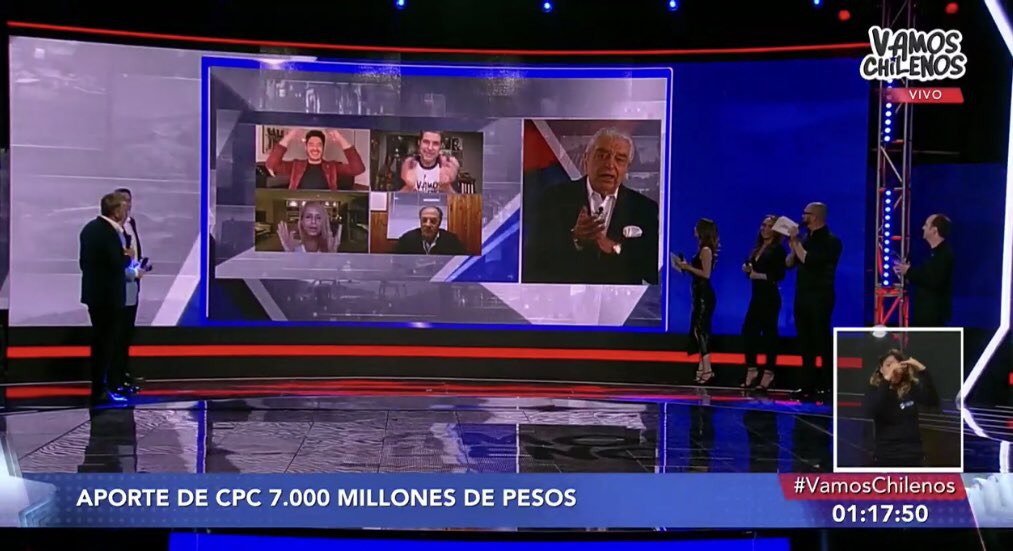CPCchile's tweet photo. Porque queremos que nuestras personas mayores sean + felices y nunca se sientan solas, hoy las empresas y empresarios #SiEmprePorChile entregamos nuevo aporte a  #VamosChilenos. Nuestra gratitud y cariño a quienes tanto han entregado a Chile🇨🇱❤️#Solidaridad #ConectaMayor https://t.co/zgtlDNYCW4