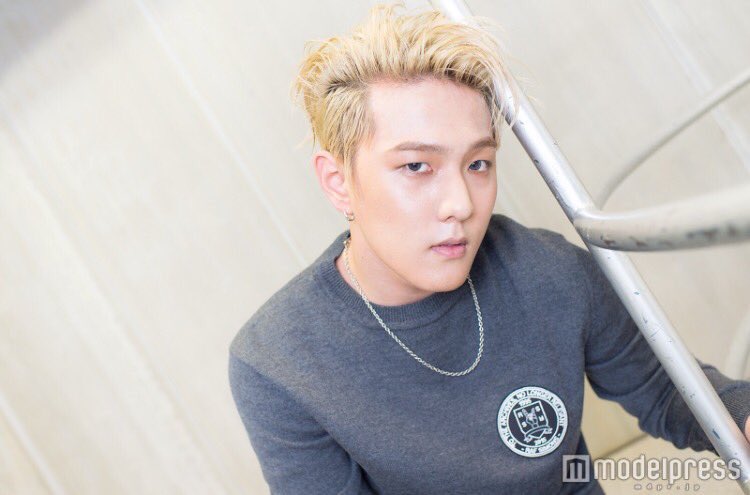 "If Donghyuk shows his smile, all girls will be knocked out. He's too dangerous" -June on Donghyuk"