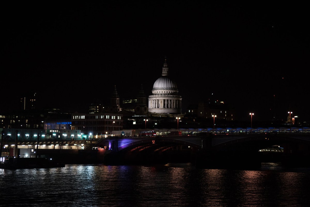 junefaulkner24's tweet photo. #hertsopenstudios2020 - Destinations - St Pauls and the River Thames at Night @HVAF https://t.co/gMMLjQrJcC
