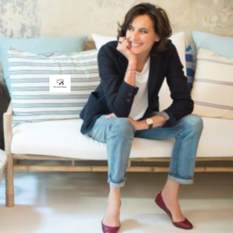 EnsembleTebep's tweet photo. No matter how plain a woman may be, if truth and honesty are written across her face, she will be beautiful. Eleanor Roosevelt

#Tebep #TuesBelleetPuissante #YouBeautiful #YouPowerful #woman #frenchstyle #mfchmagazine 
#myfrenchcountryhomemagazine #frenchcountry https://t.co/ymWl70S2Dx