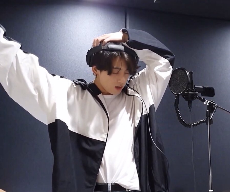 𝘱𝘳𝘰𝘴𝘱𝘦𝘳 ◡̈ tweet media