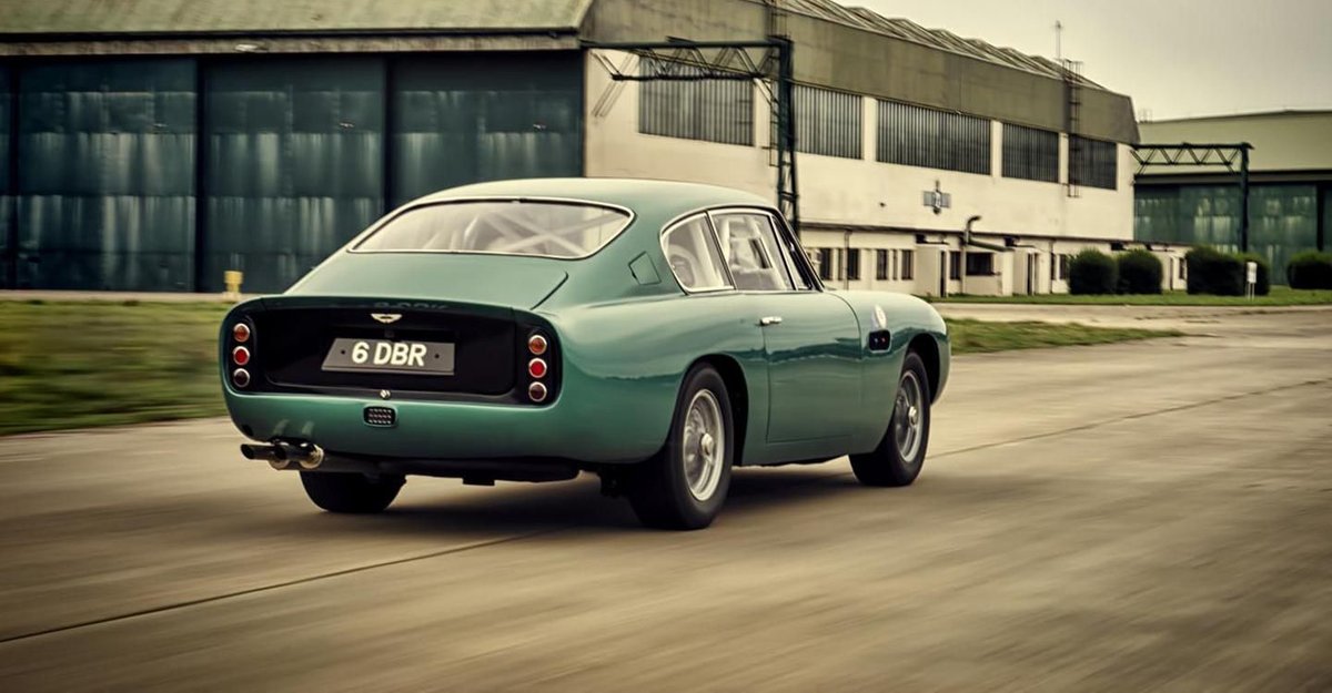 PistonHeads's tweet image. One very dedicated PHer and his pals have created an incredible DB6 rally car to take on the Carrera Pan Americana.

Read all about it here pistonheads.com/news/ph-featur…

#AstonMartin #DB6 #PistonHeads