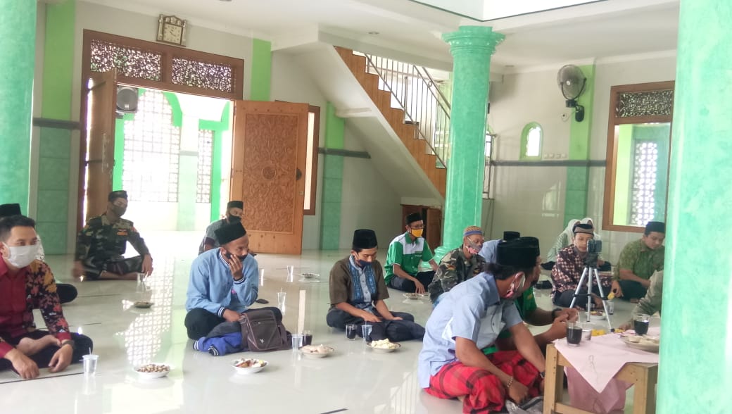 Selamat dan Sukses konferancab Gp Ansor Kec Jepon Kab Blora.

Dan tentunya tetap mematuhi protokol kesehatan, jaga jarak, memakai masker, karena mengingat masih dalam kondisi pandemi.

Semoga diberi kelancaran, dari awal hingga akhir, dan semoga berkah untuk sahabat semua.