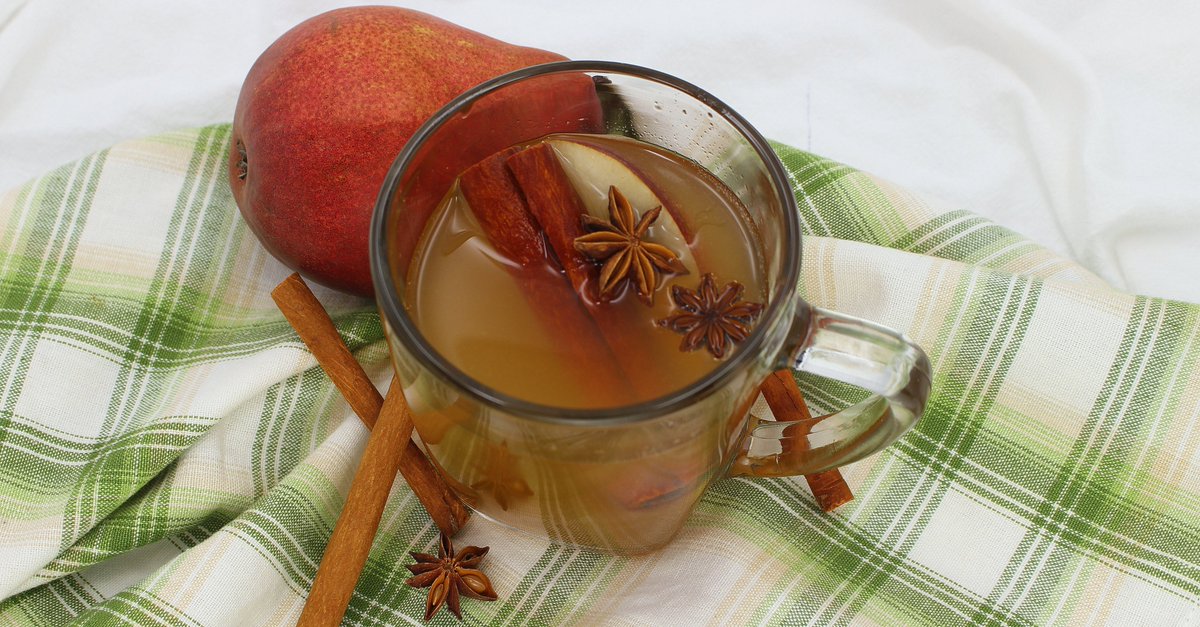 palatableplate's tweet photo. Mulled White Wine infuses the flavors of autumn fruit with spices  for a warm  cup of cool weather comfort.
https://t.co/Bnueclrxmz
#recipeoftheday #ourfamilytable #wine #chillchasers #slowcooker #recipes https://t.co/TOTuQV5NbC
