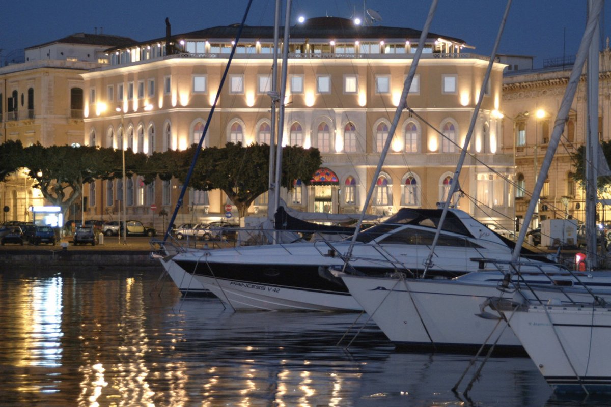 Grand Hotel Ortigia - Syracuse😃
italyhotelstv.blogspot.com/2020/09/grand-…👍
**
#syracuse #cny #cuse #syracuseny #mp_traveldestination #mp_italyok #mp_italyok_syracuse #sicily #sicilia #siracusa #syracuseuniversity #love #italy #utica #italia #ig #syracuseorange #siciliabedda #a #goorange #bhfyp💥