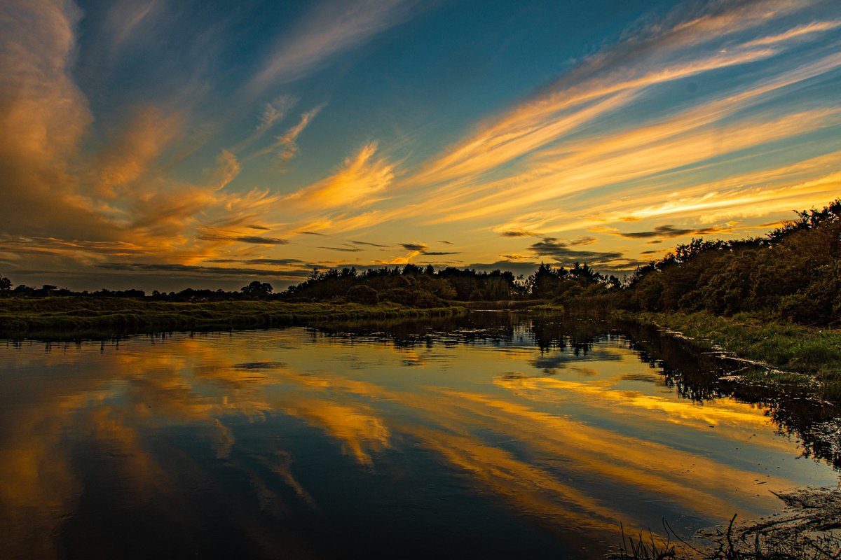 murphy_kieran's tweet photo. @broadsheet_ie Sunset over the River Fane, Co. Louth https://t.co/MBKi01Sg6W