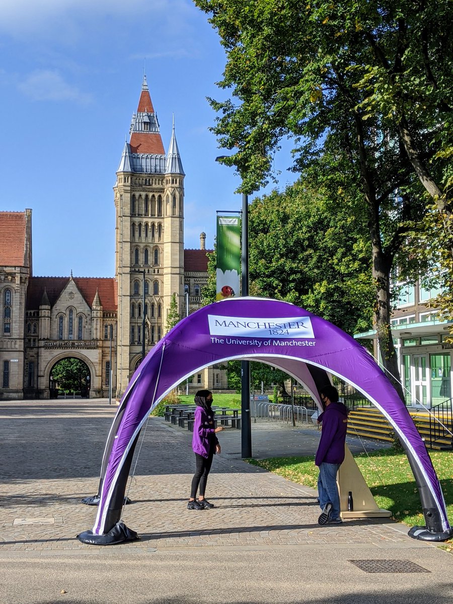 Beautiful weather today, and it's nice to see that the University of Sunny Manchester is welcoming new students!