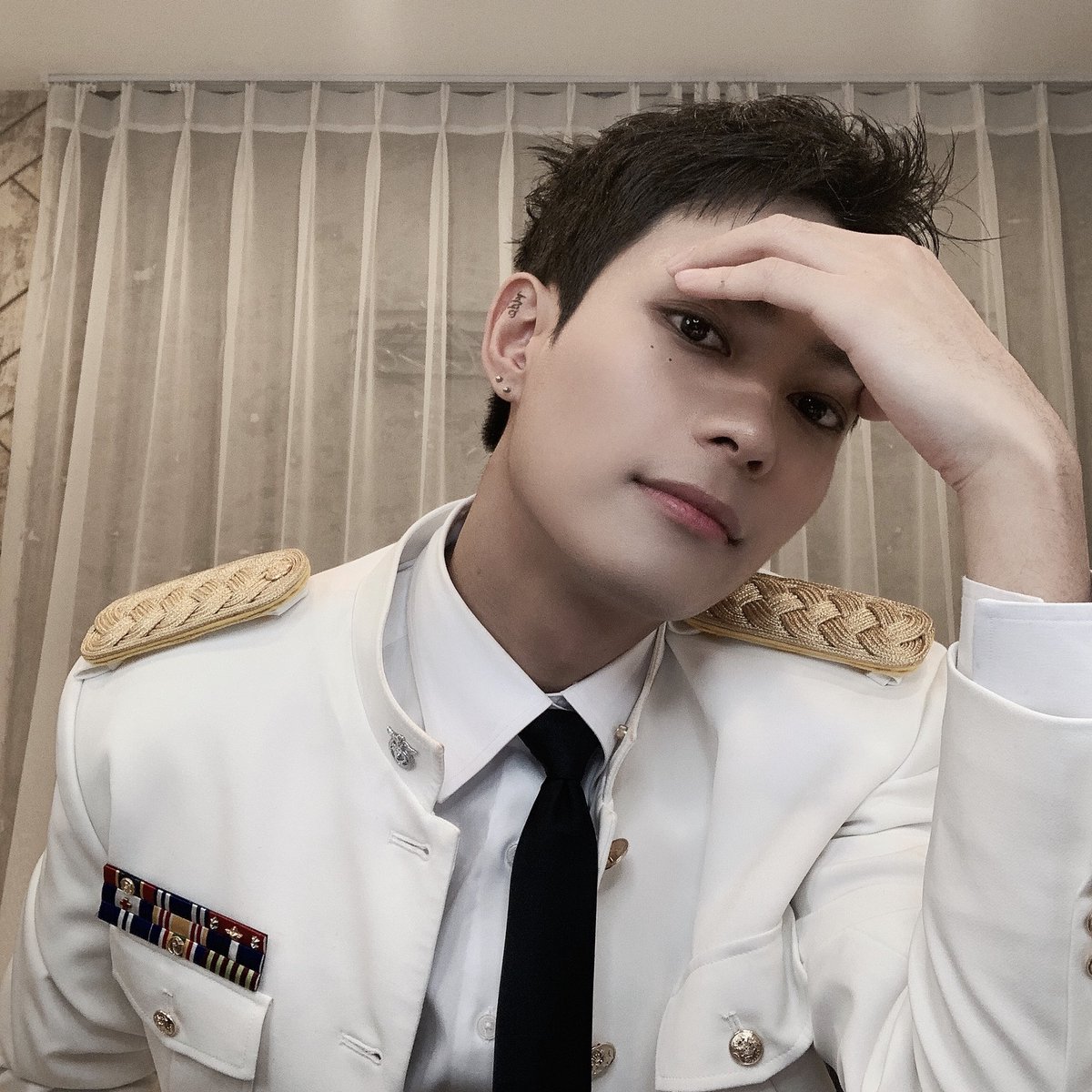 KNKOfficial220's tweet photo. [희준]오늘 하루도 너무 고생하셨어요 팅커벨❤️ https://t.co/F4bpQ6jwMq