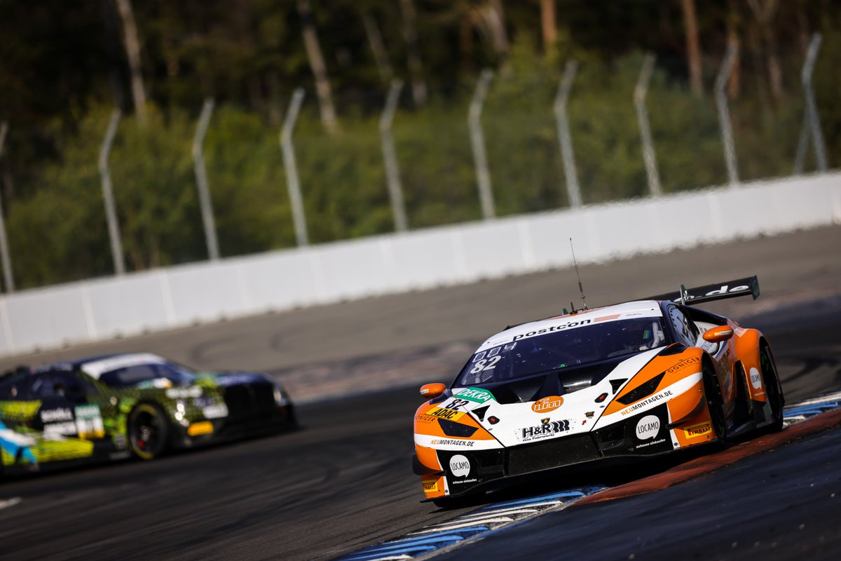 Maiden #GTMasters Pole for <a href="/Steijnracing/">Steijn Schothorst</a> and first Pole for Lamborghini this season. <a href="/M_Bortolotti/">Mirko Bortolotti</a> will share the front row wth Steijn.