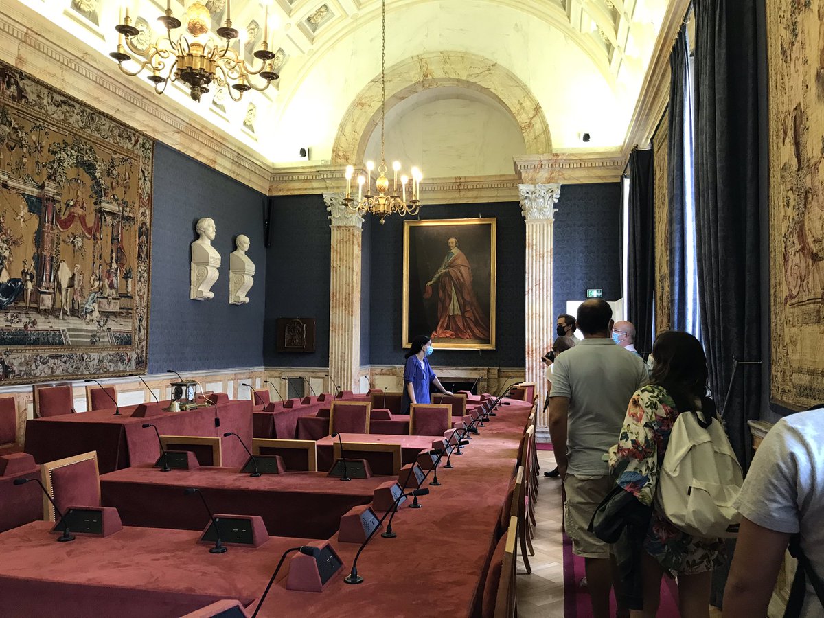 Institut de France tweet media