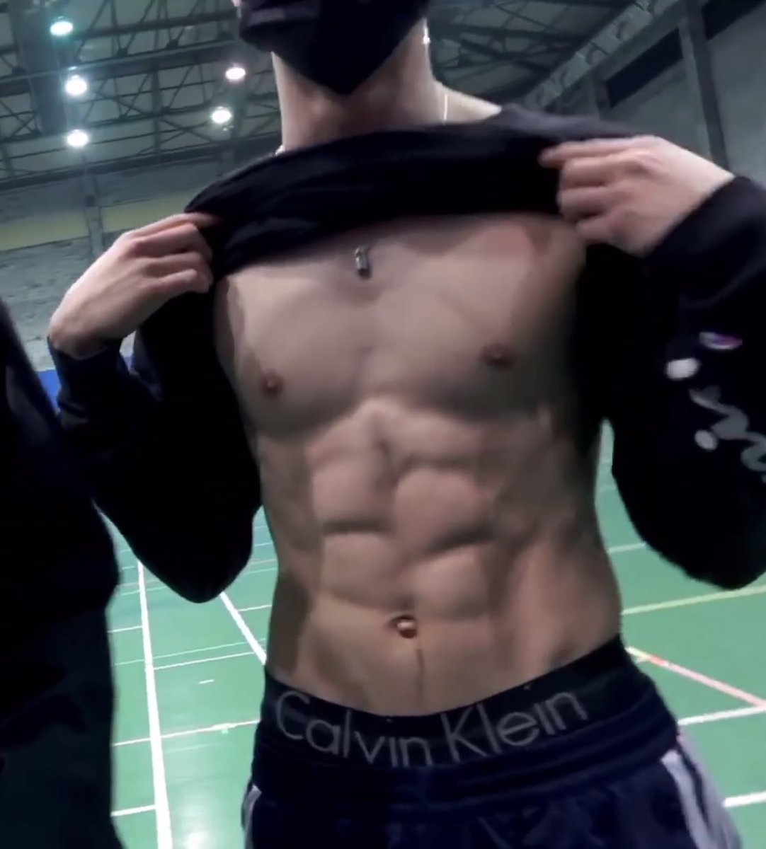did you know that jaehyun is built asf?i am not sexualizing him. im just saying that putting anybody next to jaehyun, a very competitive and sporty taekwondo black belter that can basically do anything is a set up why would u do that to ur faves