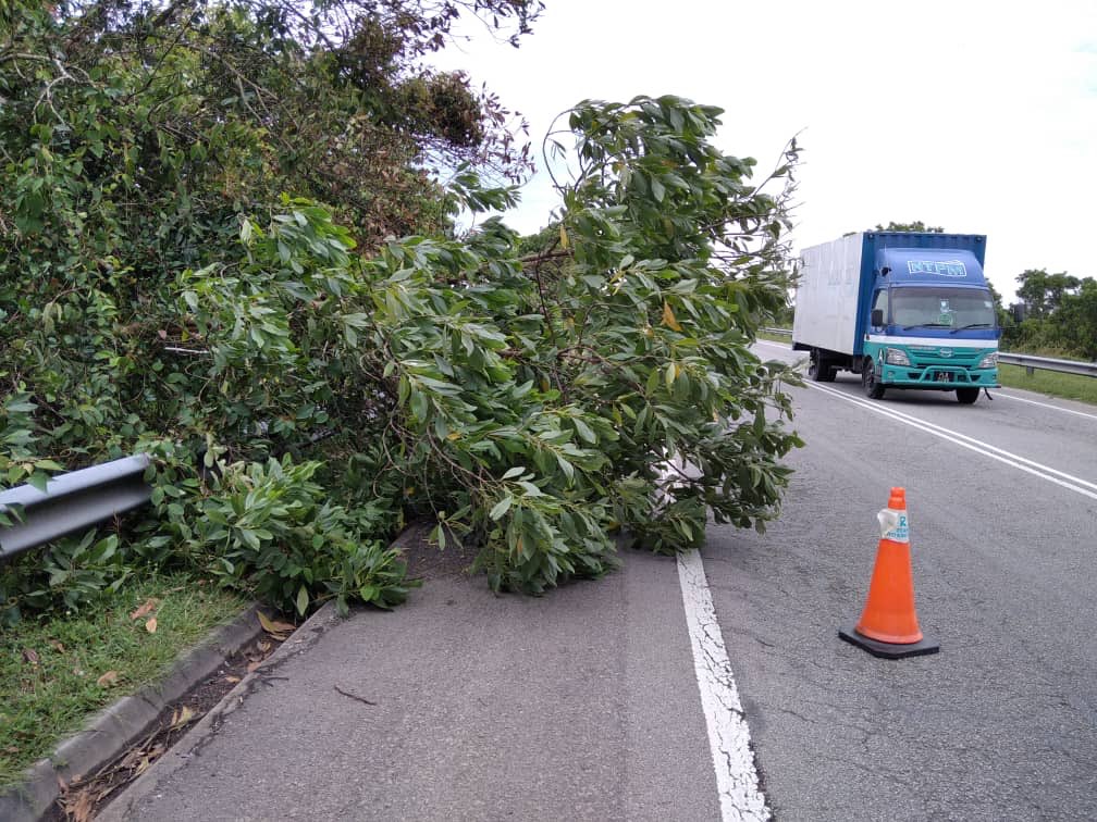 Roadcare K. Bharu tweet media