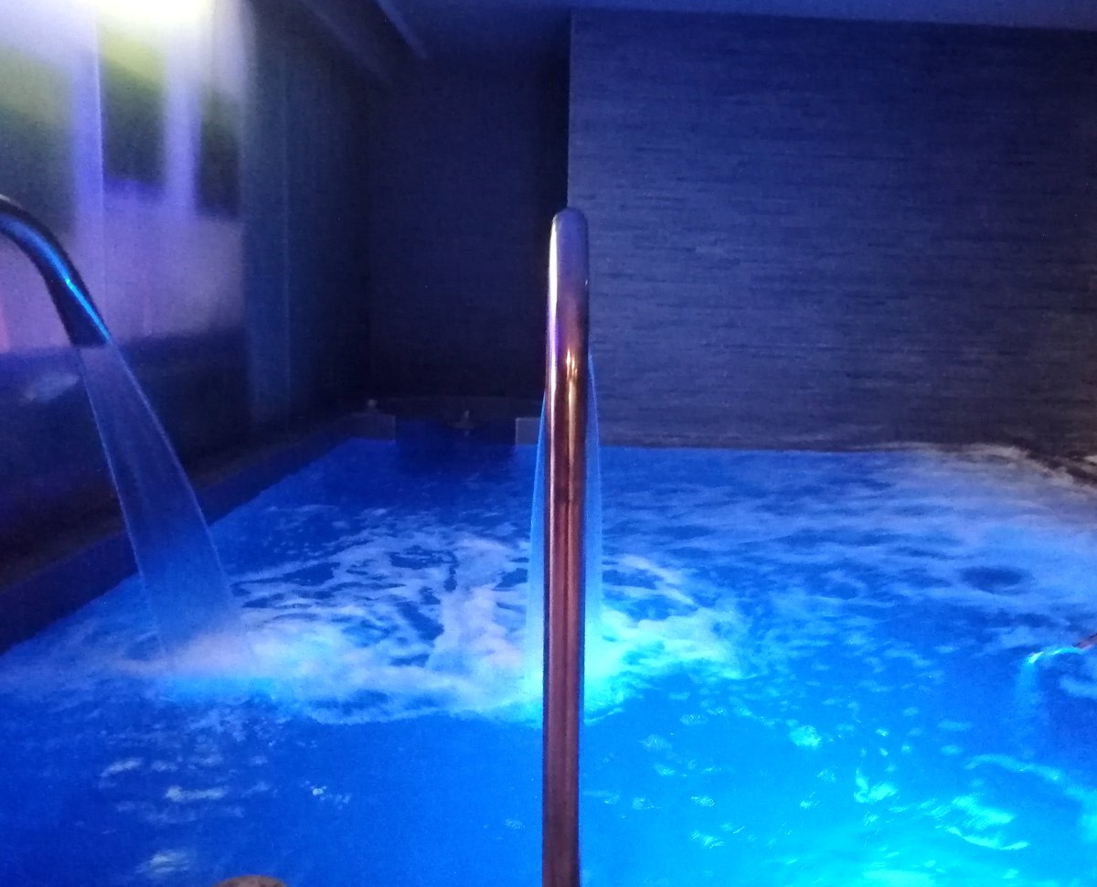 TheMaryborough's tweet photo. The perfect way to spend a Sunday morning 🥰#MaryboroughSpa #ESPASpa #ThermalSuites https://t.co/E1LhMsJdJJ