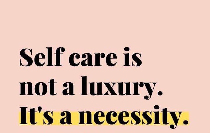 S E L F C A R E ⭐ S U N D A Y
A spa day is a necessity - right?
#SelfCare